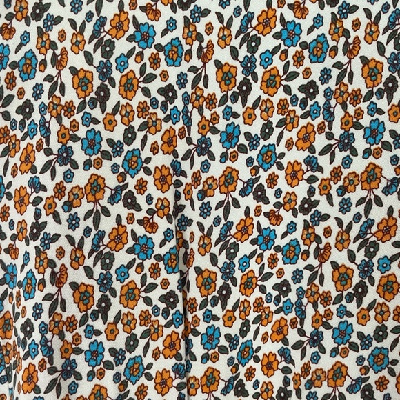 Mura Boutique Soleil Top in Multi Floral - Picture 12 of 14